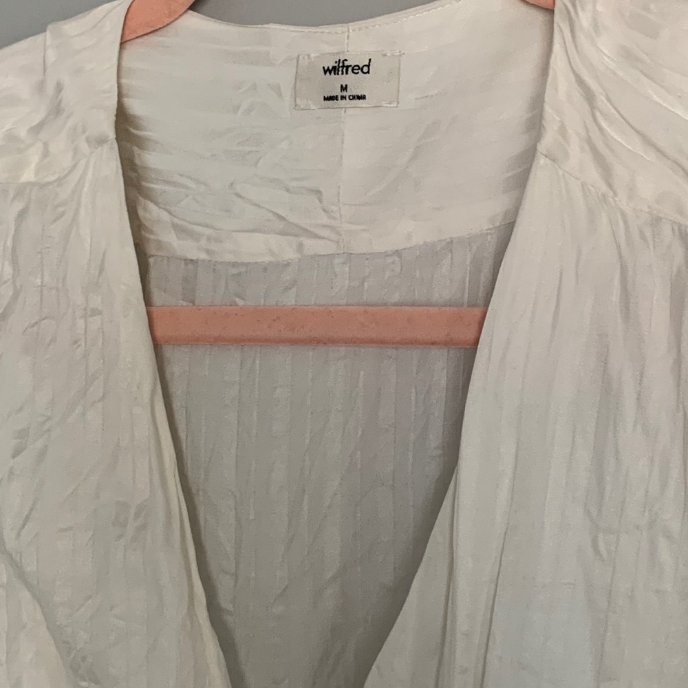 Aritzia - Wilfred Blouse - Picture 3 of 6